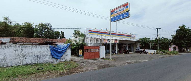 RUMAH BESERTA BANGUNAN INDOMARET SIAP HUNI DI JOGOROTO JOMBANG 1