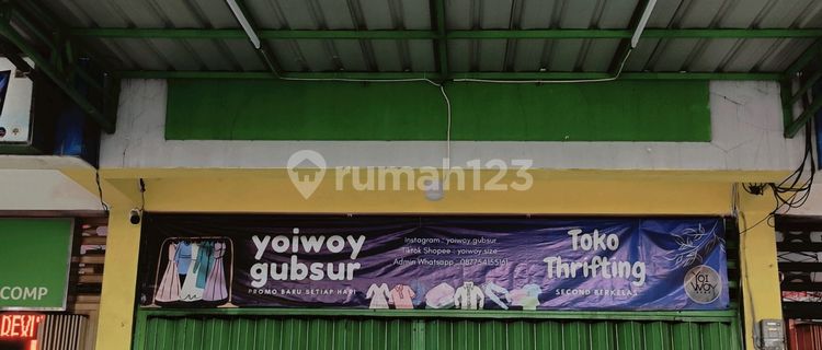 2-Story Shop House Ready to Occupancy Near Alun Alun Jombang 1