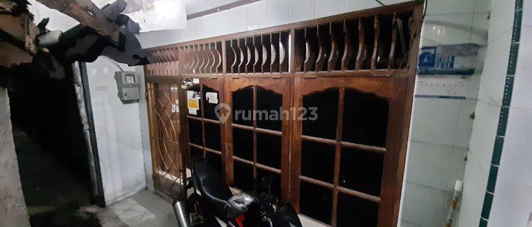 Dijual Rumah Tua di Gunung Sahari IX dibawah NJOP 1