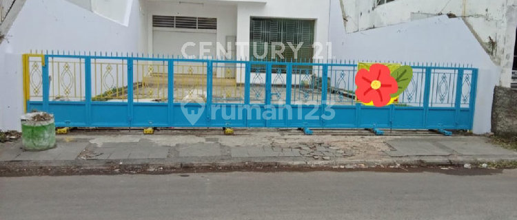 Shop House with Parking Lot Location in Cirebon City 1