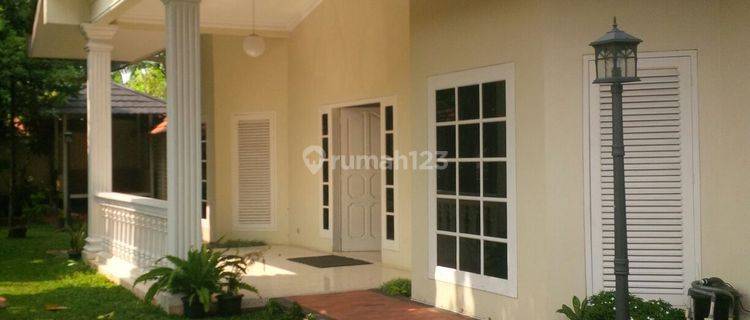 Rumah Bagus Unfurnished Sertifikat Hak Milik di Limo Cinere Depok 1