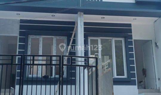 Dijual murah rumah baru 2 lantai di kelapa gading 1