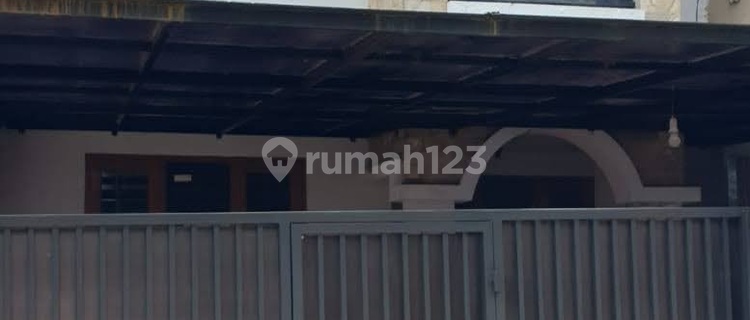 Affordable 2.5-Story Move-In Ready House for Sale Near Schools in Gading Arcadia, Kelapa Gading 1