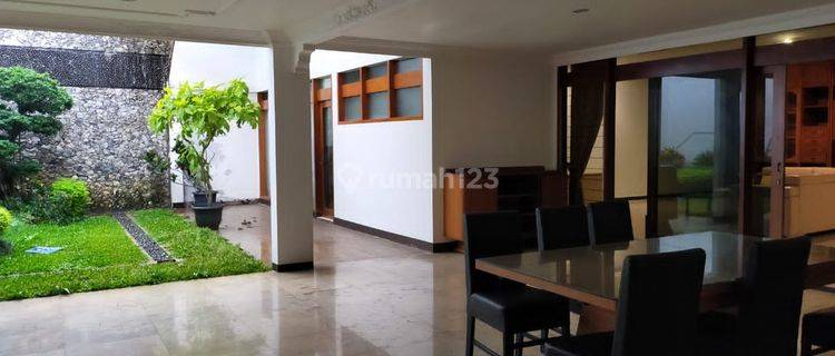 Dijual Rumah Kawasan Elite di Setrasari Kulon Bandung Utara 1