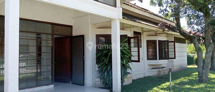 Dijual Rumah Luas Hook Terawat 1 Lantai di Gunung Batu 1