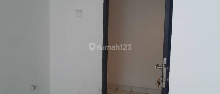 Dijual Turun Harga Apartment 2 Kamar Kosong di Grand Asia Afrika 1