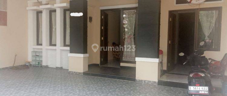 Disewakan Rumah Siap Huni Full Furnished Cluster Aralia, Harapan Indah, Bekasi, 032 1