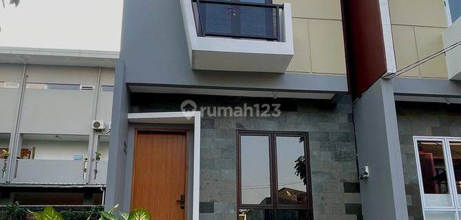 Rumah brand New dijual di Kencana Loka Extension Bsd Serpong Tangerang  1