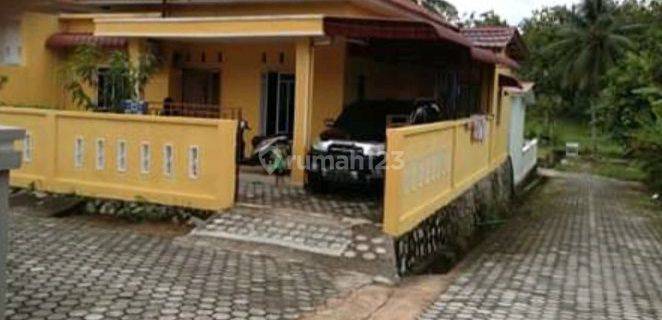 RUMAH CANTIK DAN BESAR DI KARIMUN-RIAU LT.152
M2 1