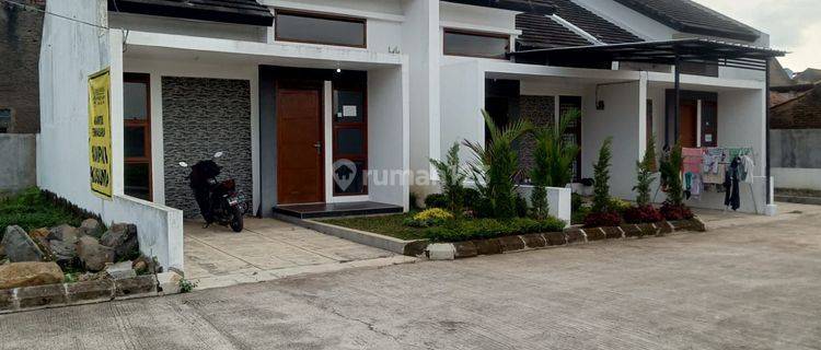 Rumah idaman di komplek Adipati kusuma bisa KPR  1