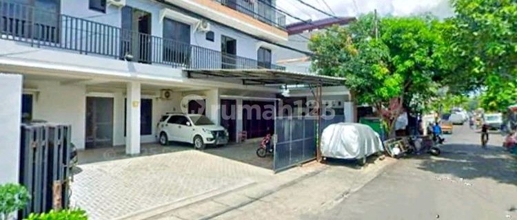 For Sale 44-Room Boarding House in Johar Baru, Central Jakarta 1