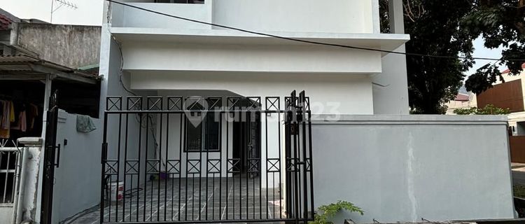 For Sale Brand New House in Sector 6 - Gading Serpong. 1