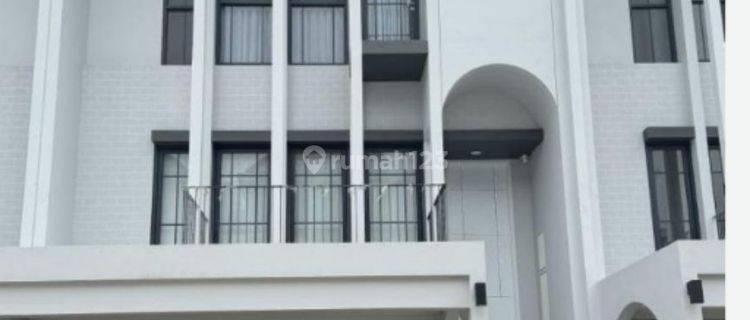 Dijual Cepat Rumah Di Greenwich Aether, Bsd 1