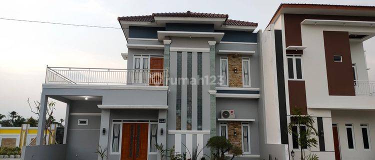 Jual Rumah Megah 2 Lantai Type 60 80m2 Samping Terminal Ir.soekarno Klaten 1