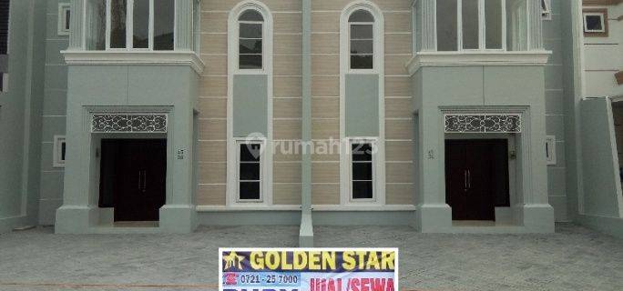 Rumah di Perum Citra Garden 2 Lantai SHM Baru Utara 1