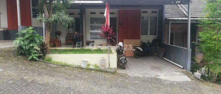 Rumah di Jl. Chairil Anwar SHM Bagus Barat 1