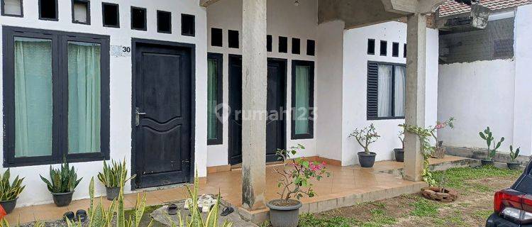 Rumah Unfurnished Kontrakan Bagus di Basuki Rahmat, Teluk Betung Utara 1