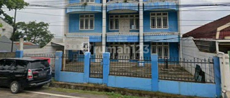 For Rent: 3-Unit Connected Shop House in North Teluk Betung 500.0 m² Freehold Certificate 1