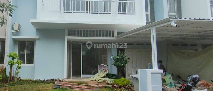 Rumah 2 Lantai Rapi, Bagus Di Cluster Grisea Gading Serpong  1