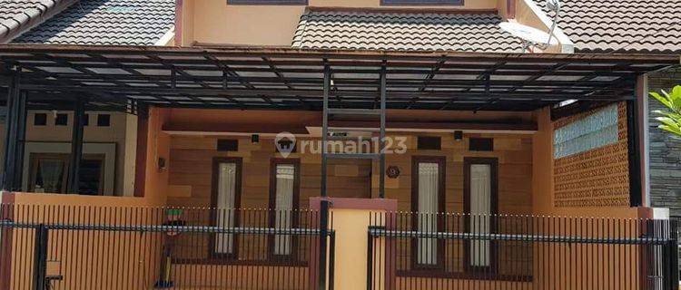 Rumah 2 Lantai Siap Huni Terawat Di Komplek Bumi Adipura Gedebage Dekat Summarecon Bandung Lokasi Strategis  1