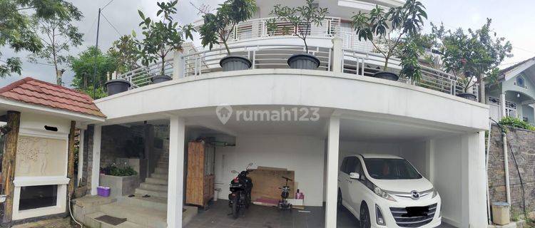 Rumah villa murah 1