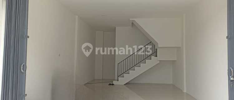 For Rent: Strategic 2-Story Shop House on Gajah Raya Street, Semarang 1