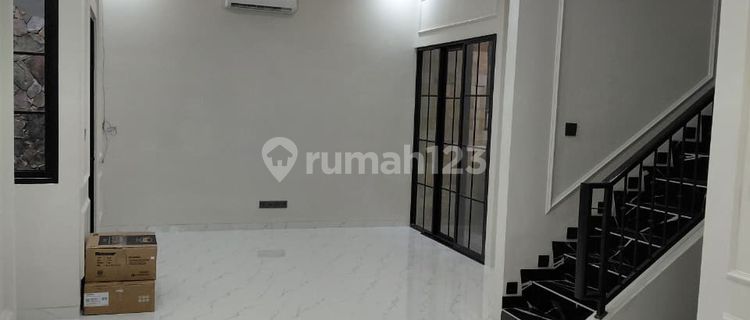 For Sale Brand New 2-Story House in Griyaloka Bsd 1