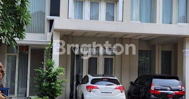 Rumah Grand Pakuwon lebar 9 minimalis 2 lantai Surabaya Barat 1