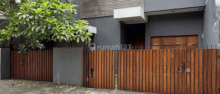 RUMAH MODERN MINIMALIST KEBAYORAN BARU KOMPLEK TENANG, LOKASI STRATEGIS 1