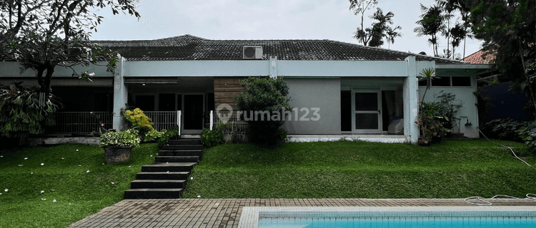RUMAH CANTIK 1 LANTAI KEMANG LOKASI TENANG DAN NYAMAN, TAMAN LUAS 1