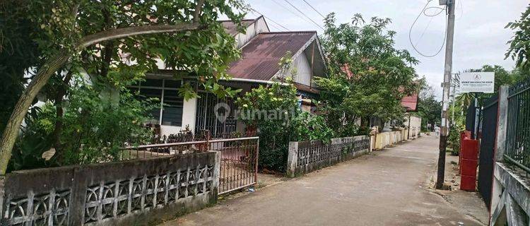 Rumah Lama Kondisi Siap Pakai Lokasi Strategis Di Podomoro, Gg. Catur Jaya 1