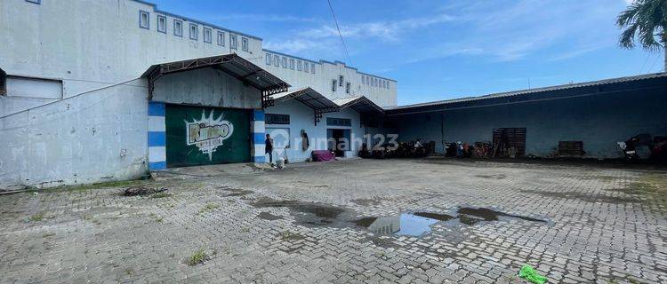 Dijual gudang dan kantor yang luas di tengah kota Pekalongan  1
