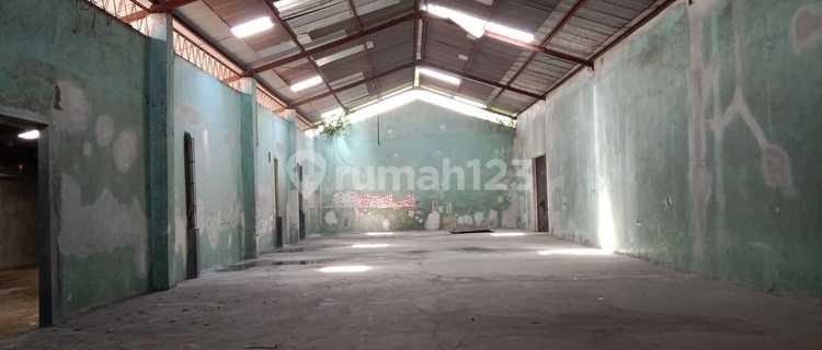 Disewakan Gudang Luas di Majapahit Pedurungan Semarang. 1