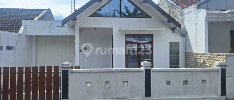 Disewakan Rumah Cluster Dekat Sekolah Internasional Salatiga 1