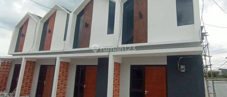 Rumah baru 2 lantai siap huni 300 jutaan surabaya timur 1