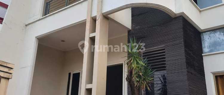Dijual Rumah Posisi Hook di Bukit Sari Ngesrep Semarang 1