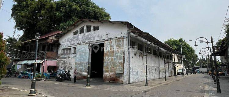 Tanah Bonus Bangunan Lama Kawasan Kota Lama Semarang 1