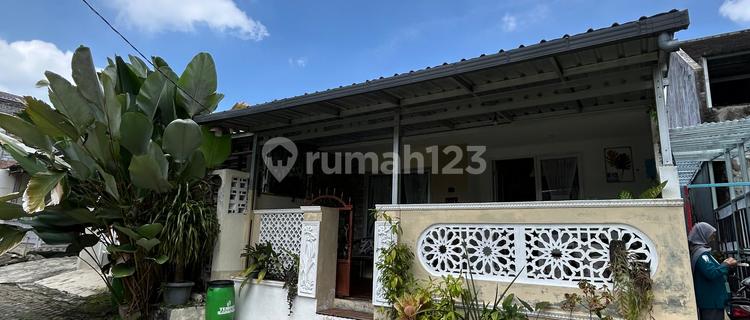 Rumah Cantik dan Murah di Greenwood Semarang, Full Furnished 1