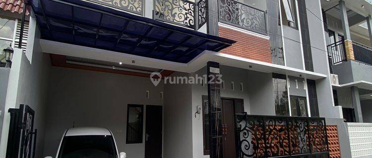 Rumah 2 Lantai Di Wedomartani Sleman Dekat Jogjabay Maguwoharjo Rumah Baru SHM - Sertifikat Hak Milik 1