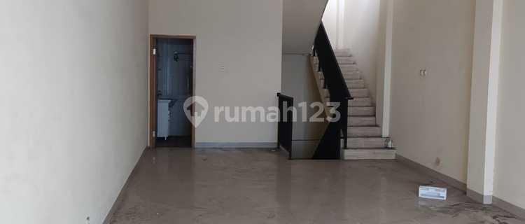 FOR SALE/RENT SHOPHOUSE IN GALAXY 1