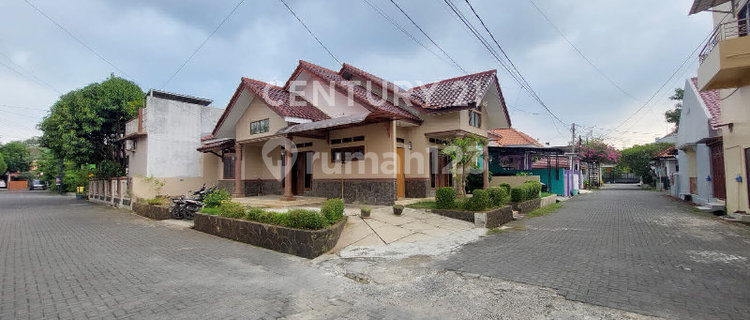 Rumah Sewa Hook Dekat Kantor Bpjs Cirebon 1