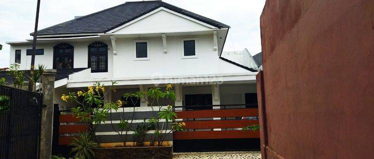 Dijual Rumah 2 Lantai di Rawalumbu Bekasi 1