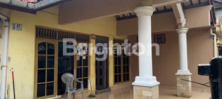 HOUSE AND SHOP IN JATIJAJAR 1