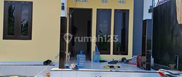 Di Jual Rumah Lantai 1 Baru Lokasi Penarungan 1