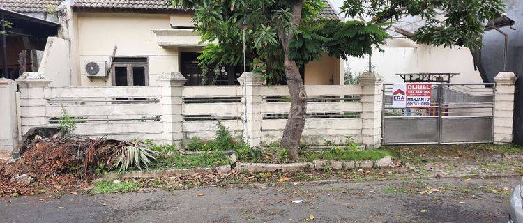 Rumah di Taman Pondok Jati, Geluran, Sidoarjo, Jawa Timur 1