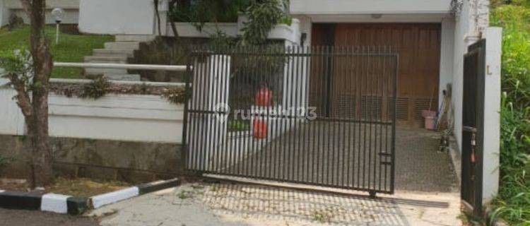 Rumah Semi Furnish Strategis di Komplek Surya Setra Bandung Utara 1