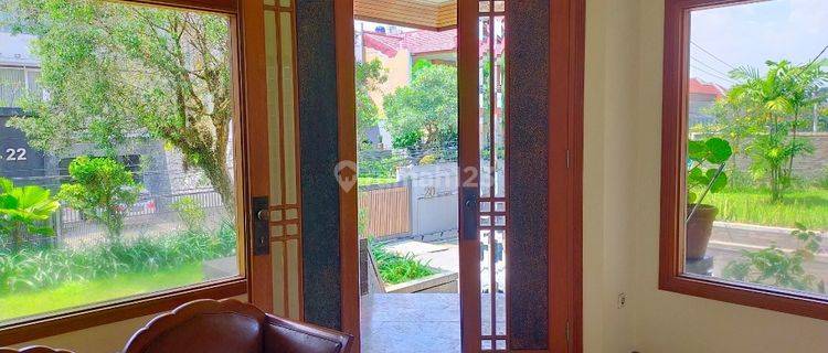 Rumah Bagus Lux di Jln. Cipaku Bandung 
Komplek Cipaku
Bandung Utara SHM di Jln. Cipaku Bandung 
Komplek Cipaku
Bandung Utara 1