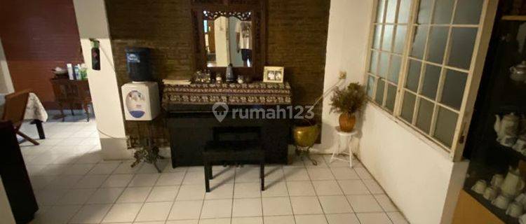 Rumah Terawat + Paviliun Asri di Sayap Cigadung Dago Bandung 1