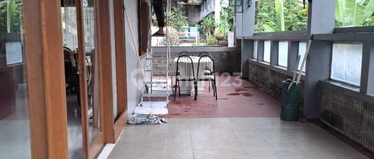 Sewa Rumah Villa Semi Furnish di Cluster Cipaku Setiabudi Bandung 1