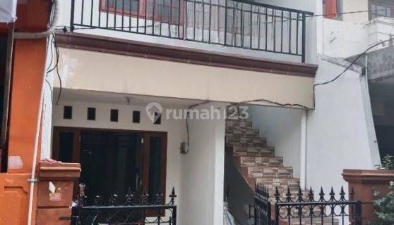 Rumah 2 Lantai Di Perumahan DKI Pondok Kelapa - Jakarta Timur 
 1